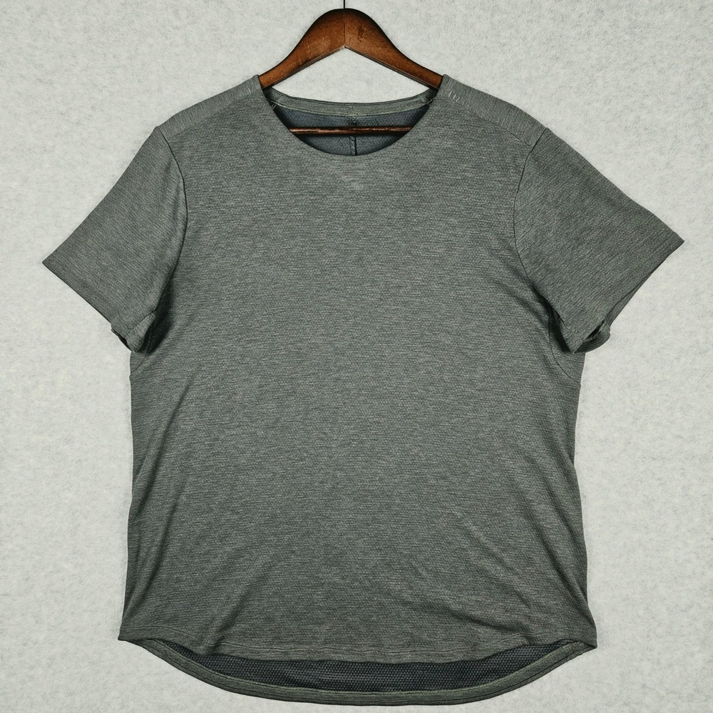Lululemon (Men's Large) Green Shirt Short Sleeve Athletic Workout Tee Curved Hem